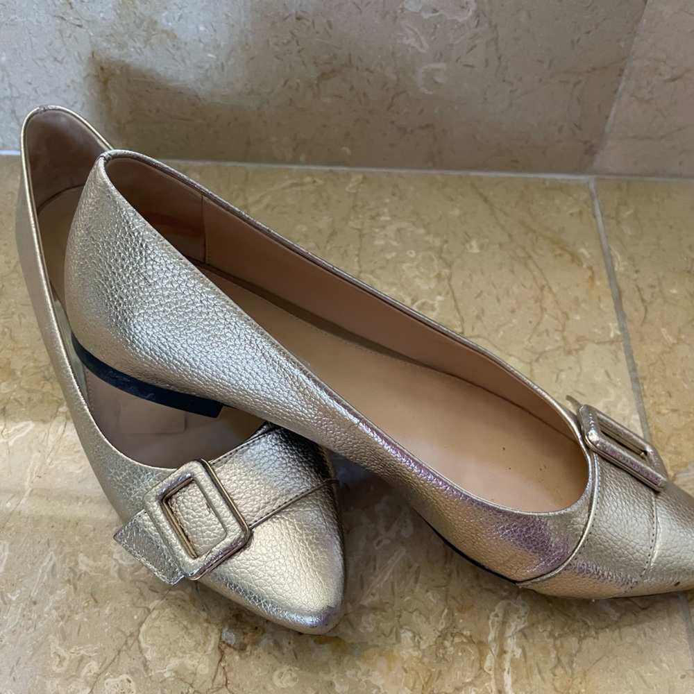 Leather shoes